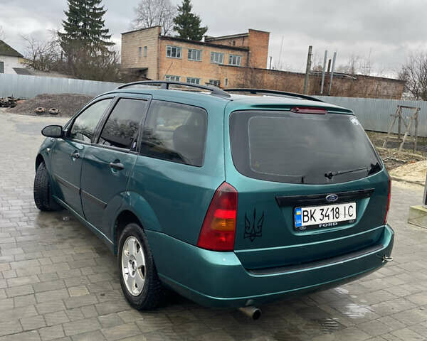 Зеленый Форд Фокус, объемом двигателя 0 л и пробегом 330 тыс. км за 2900 $, фото 1 на Automoto.ua