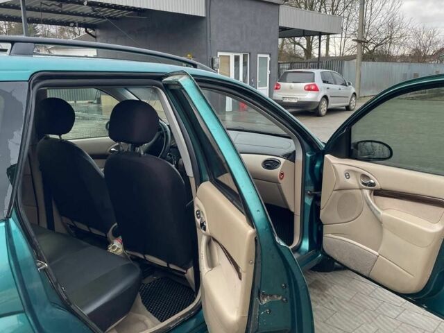 Зелений Форд Фокус, об'ємом двигуна 1.6 л та пробігом 337 тис. км за 3000 $, фото 5 на Automoto.ua