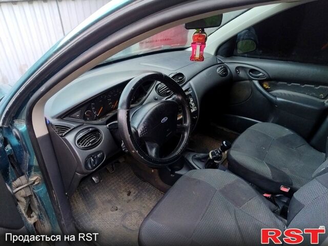 Зелений Форд Фокус, об'ємом двигуна 1.8 л та пробігом 430 тис. км за 1500 $, фото 2 на Automoto.ua