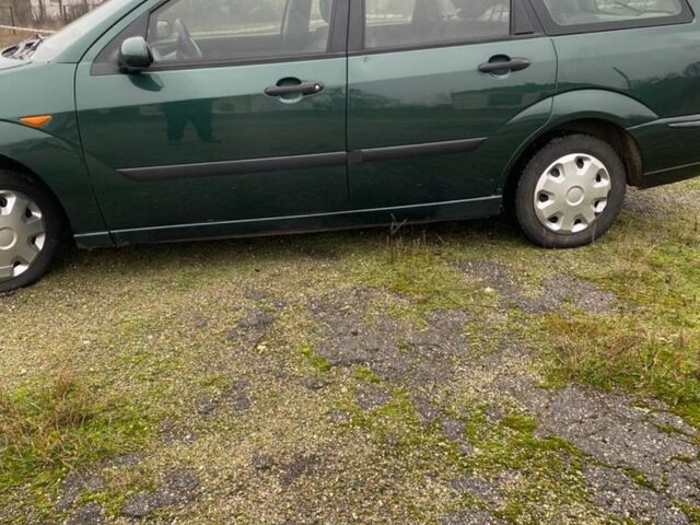 Зеленый Форд Фокус, объемом двигателя 1.8 л и пробегом 250 тыс. км за 2999 $, фото 3 на Automoto.ua