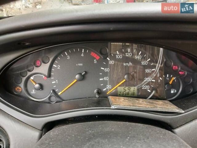 Зеленый Форд Фокус, объемом двигателя 1.8 л и пробегом 233 тыс. км за 3300 $, фото 9 на Automoto.ua