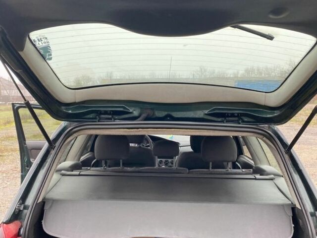 Зеленый Форд Фокус, объемом двигателя 1.8 л и пробегом 250 тыс. км за 2999 $, фото 18 на Automoto.ua