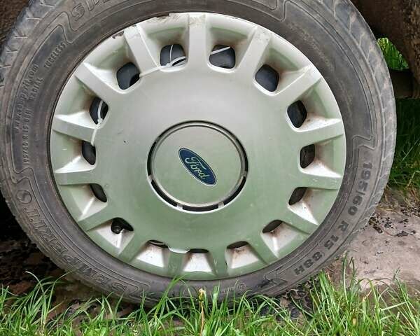 Зеленый Форд Фокус, объемом двигателя 1.8 л и пробегом 233 тыс. км за 3300 $, фото 8 на Automoto.ua