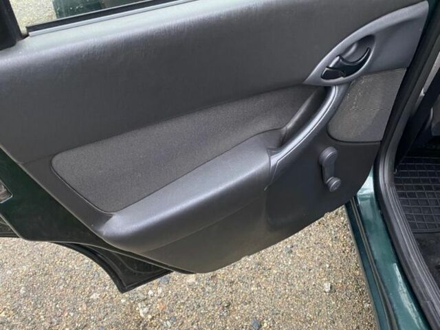 Зеленый Форд Фокус, объемом двигателя 1.8 л и пробегом 250 тыс. км за 2999 $, фото 16 на Automoto.ua