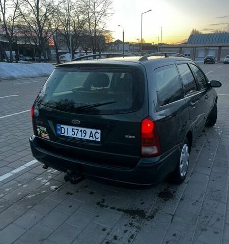 Зеленый Форд Фокус, объемом двигателя 1.8 л и пробегом 303 тыс. км за 3150 $, фото 2 на Automoto.ua