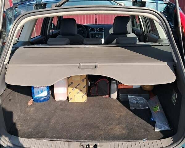 Зеленый Форд Фокус, объемом двигателя 1.6 л и пробегом 265 тыс. км за 5900 $, фото 6 на Automoto.ua