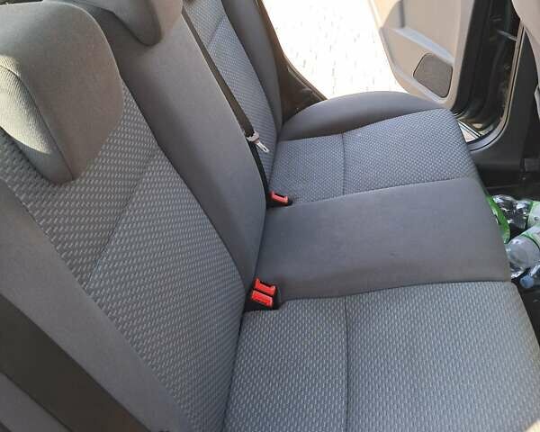 Зеленый Форд Фокус, объемом двигателя 1.6 л и пробегом 265 тыс. км за 5900 $, фото 5 на Automoto.ua