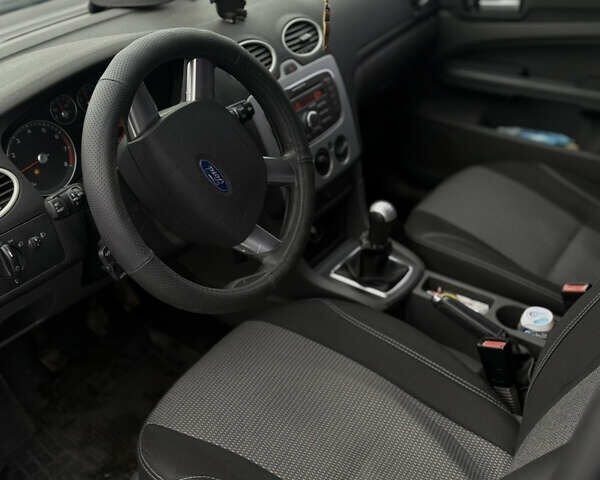 Зеленый Форд Фокус, объемом двигателя 1.6 л и пробегом 242 тыс. км за 5000 $, фото 3 на Automoto.ua