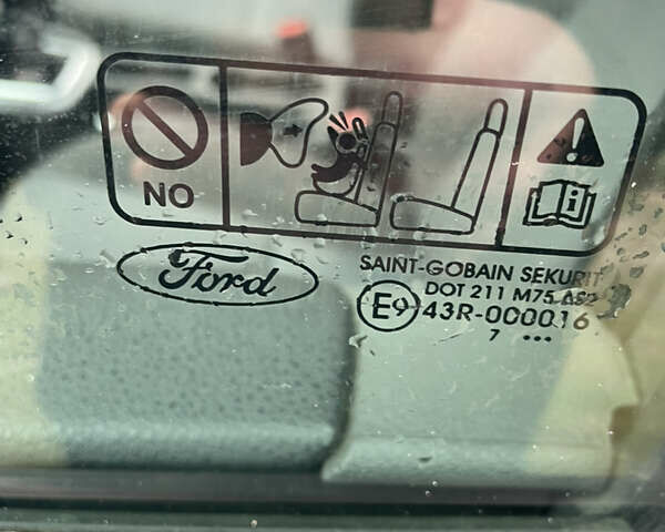 Зеленый Форд Фокус, объемом двигателя 1.4 л и пробегом 113 тыс. км за 4500 $, фото 13 на Automoto.ua