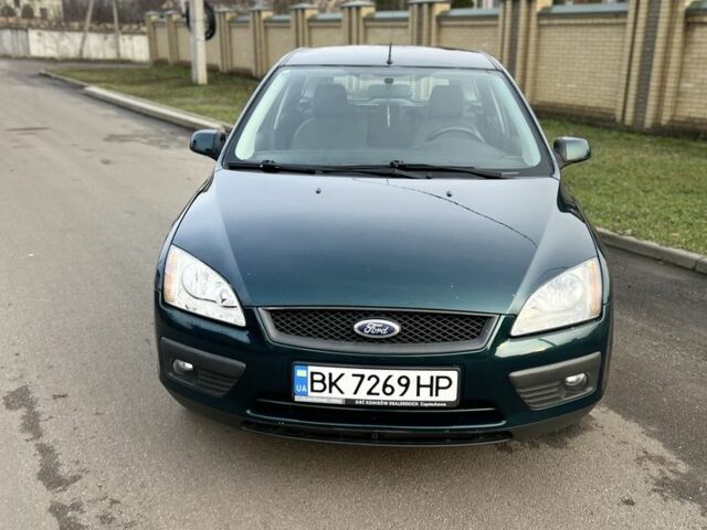 Зеленый Форд Фокус, объемом двигателя 1.6 л и пробегом 233 тыс. км за 4500 $, фото 3 на Automoto.ua