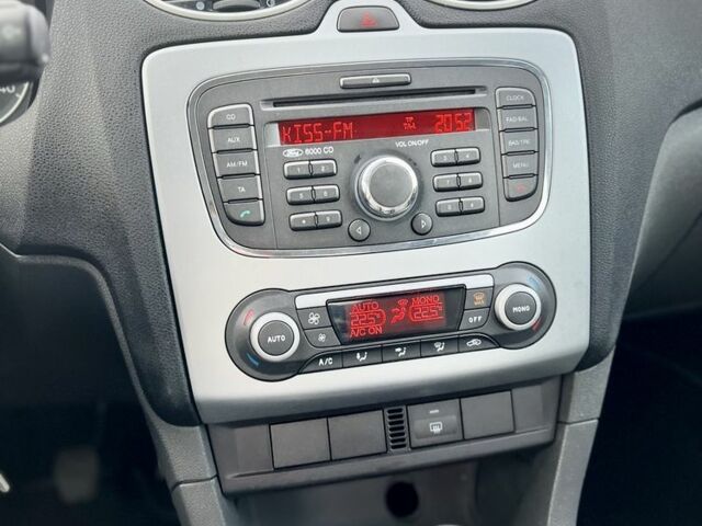 Зеленый Форд Фокус, объемом двигателя 1.6 л и пробегом 233 тыс. км за 4500 $, фото 11 на Automoto.ua