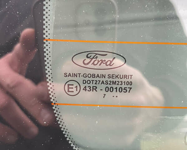 Зеленый Форд Фокус, объемом двигателя 1.4 л и пробегом 113 тыс. км за 4500 $, фото 16 на Automoto.ua