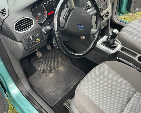 Зеленый Форд Фокус, объемом двигателя 1.4 л и пробегом 113 тыс. км за 4500 $, фото 24 на Automoto.ua