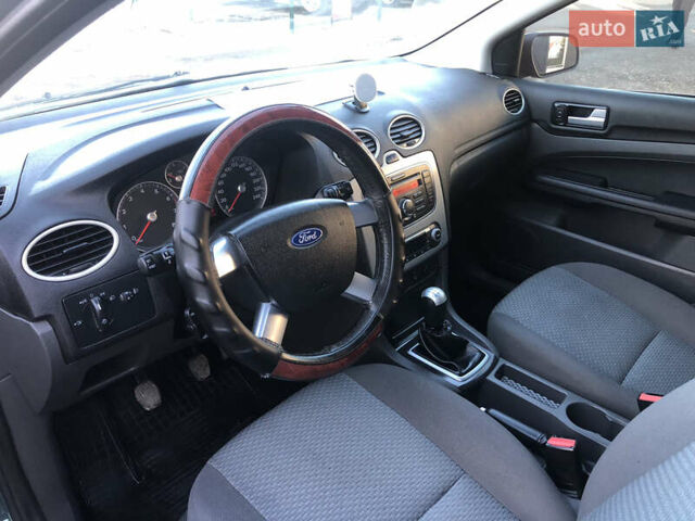 Зелений Форд Фокус, об'ємом двигуна 1.6 л та пробігом 333 тис. км за 4100 $, фото 9 на Automoto.ua