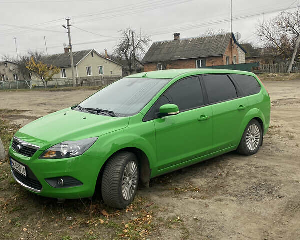 Зеленый Форд Фокус, объемом двигателя 1.6 л и пробегом 250 тыс. км за 5100 $, фото 5 на Automoto.ua