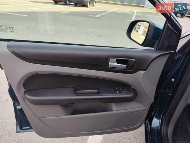 Зеленый Форд Фокус, объемом двигателя 1.6 л и пробегом 297 тыс. км за 5600 $, фото 8 на Automoto.ua