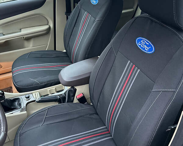 Зеленый Форд Фокус, объемом двигателя 1.6 л и пробегом 209 тыс. км за 5600 $, фото 9 на Automoto.ua