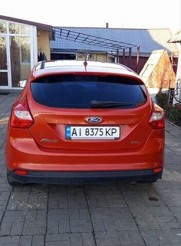 Оранжевый Форд Фокус, объемом двигателя 1.6 л и пробегом 217 тыс. км за 7500 $, фото 2 на Automoto.ua