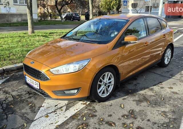 Оранжевый Форд Фокус, объемом двигателя 1 л и пробегом 161 тыс. км за 8500 $, фото 2 на Automoto.ua