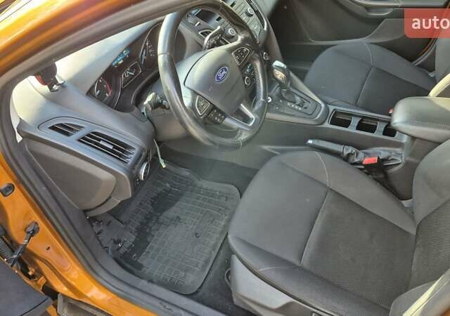 Оранжевый Форд Фокус, объемом двигателя 1 л и пробегом 161 тыс. км за 8500 $, фото 12 на Automoto.ua