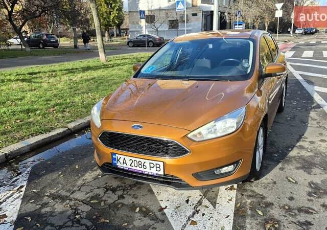 Оранжевый Форд Фокус, объемом двигателя 1 л и пробегом 161 тыс. км за 8500 $, фото 1 на Automoto.ua