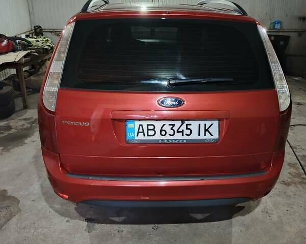 Оранжевый Форд Фокус, объемом двигателя 1.8 л и пробегом 300 тыс. км за 5600 $, фото 12 на Automoto.ua