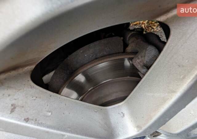 Оранжевый Форд Фокус, объемом двигателя 1.8 л и пробегом 170 тыс. км за 4000 $, фото 22 на Automoto.ua