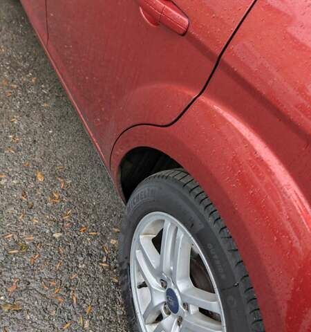 Оранжевый Форд Фокус, объемом двигателя 1.8 л и пробегом 170 тыс. км за 4000 $, фото 11 на Automoto.ua