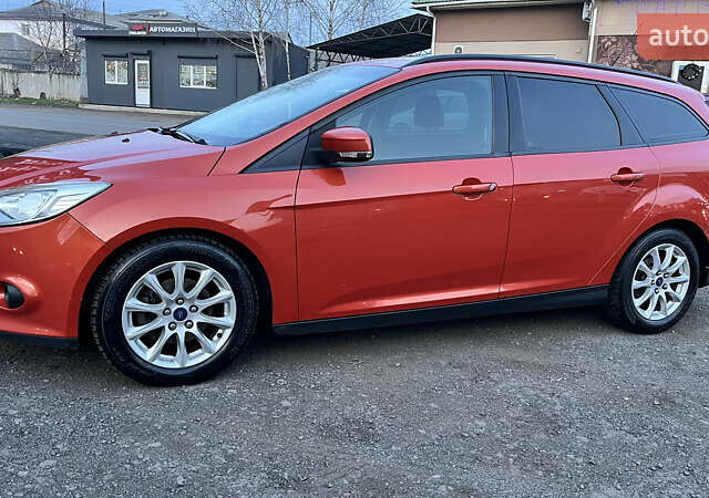 Помаранчевий Форд Фокус, об'ємом двигуна 1.6 л та пробігом 367 тис. км за 7400 $, фото 1 на Automoto.ua