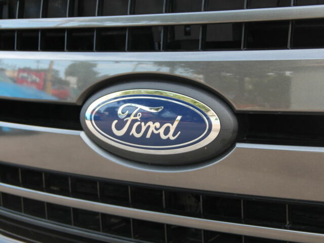 Червоний Форд Ford, об'ємом двигуна 0 л та пробігом 84 тис. км за 28000 $, фото 19 на Automoto.ua