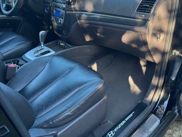 Чорний Форд Freestar, об'ємом двигуна 2 л та пробігом 269 тис. км за 12538 $, фото 4 на Automoto.ua