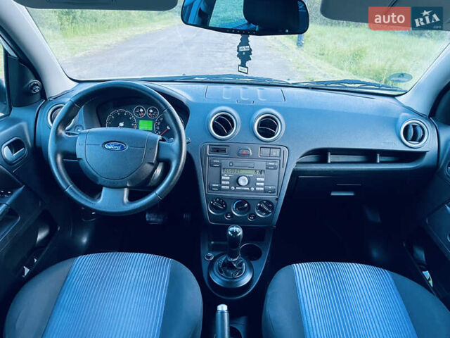 Білий Форд Фьюжен, об'ємом двигуна 1.4 л та пробігом 171 тис. км за 5699 $, фото 1 на Automoto.ua