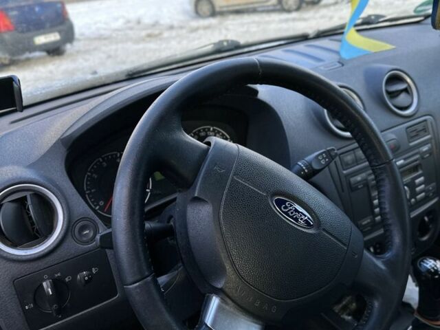 Білий Форд Фьюжен, об'ємом двигуна 1.4 л та пробігом 148 тис. км за 5800 $, фото 1 на Automoto.ua