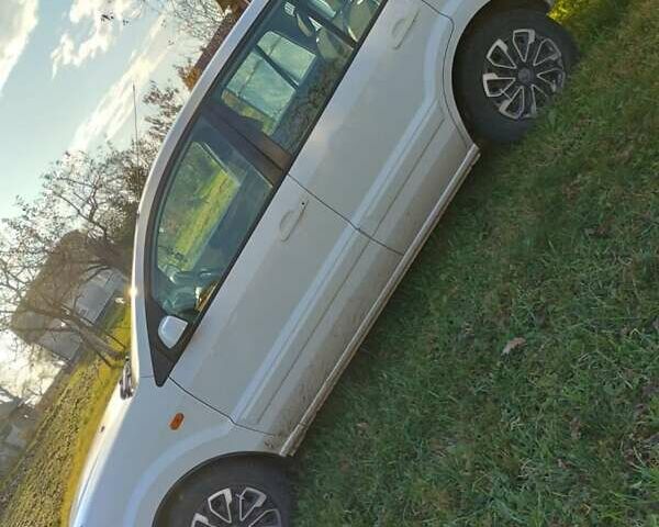 Белый Форд Фьюжн, объемом двигателя 1.4 л и пробегом 160 тыс. км за 4300 $, фото 3 на Automoto.ua