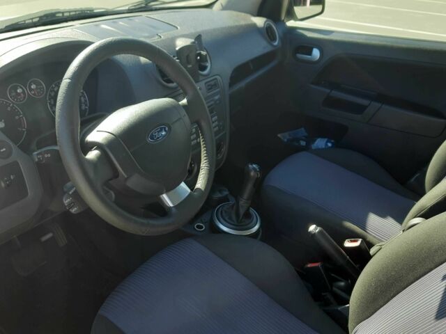 Белый Форд Фьюжн, объемом двигателя 1.4 л и пробегом 231 тыс. км за 4650 $, фото 3 на Automoto.ua