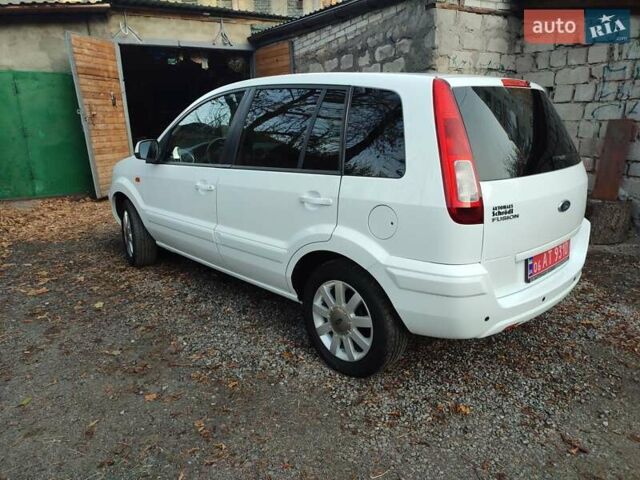 Білий Форд Фьюжен, об'ємом двигуна 1.4 л та пробігом 169 тис. км за 6300 $, фото 6 на Automoto.ua