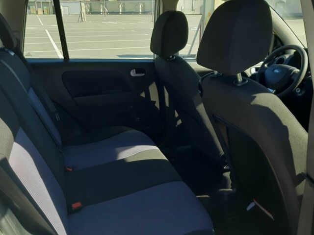 Белый Форд Фьюжн, объемом двигателя 1.4 л и пробегом 231 тыс. км за 4650 $, фото 6 на Automoto.ua