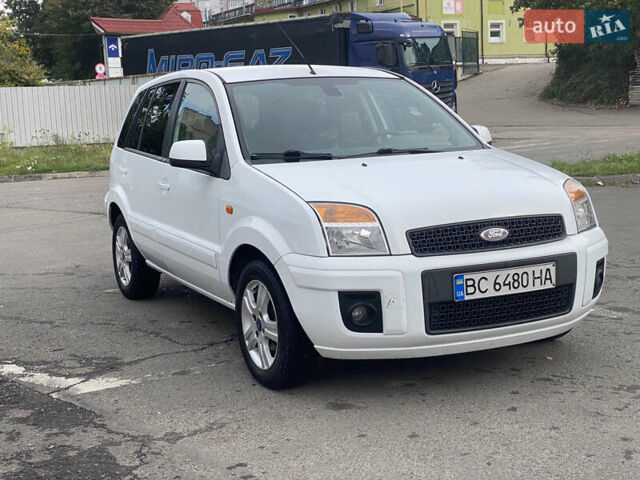 Белый Форд Фьюжн, объемом двигателя 1.39 л и пробегом 164 тыс. км за 5499 $, фото 1 на Automoto.ua