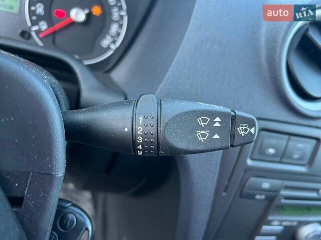 Белый Форд Фьюжн, объемом двигателя 1.4 л и пробегом 162 тыс. км за 6490 $, фото 22 на Automoto.ua