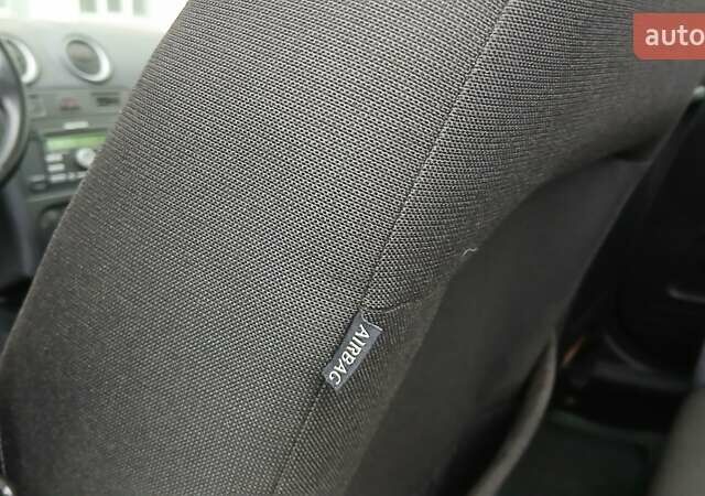 Білий Форд Фьюжен, об'ємом двигуна 0 л та пробігом 130 тис. км за 6900 $, фото 18 на Automoto.ua