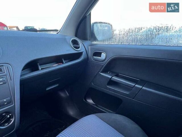 Белый Форд Фьюжн, объемом двигателя 1.4 л и пробегом 162 тыс. км за 6490 $, фото 28 на Automoto.ua