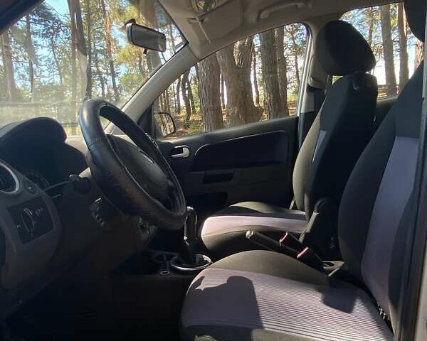 Белый Форд Фьюжн, объемом двигателя 1.4 л и пробегом 194 тыс. км за 5500 $, фото 12 на Automoto.ua