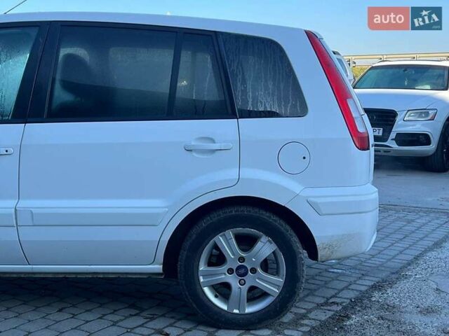 Белый Форд Фьюжн, объемом двигателя 1.4 л и пробегом 162 тыс. км за 6490 $, фото 4 на Automoto.ua