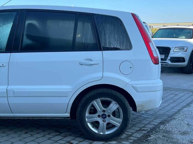 Білий Форд Фьюжен, об'ємом двигуна 1.4 л та пробігом 162 тис. км за 6490 $, фото 4 на Automoto.ua