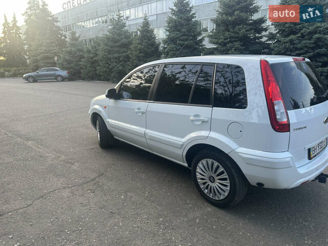 Белый Форд Фьюжн, объемом двигателя 1.39 л и пробегом 201 тыс. км за 5500 $, фото 6 на Automoto.ua