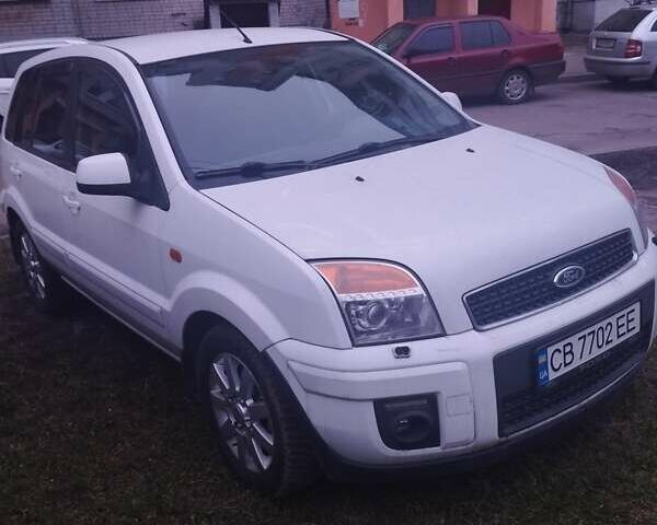 Білий Форд Фьюжен, об'ємом двигуна 1.6 л та пробігом 184 тис. км за 6300 $, фото 8 на Automoto.ua