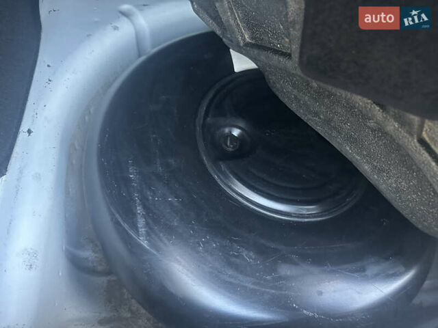 Белый Форд Фьюжн, объемом двигателя 1.39 л и пробегом 201 тыс. км за 5500 $, фото 16 на Automoto.ua