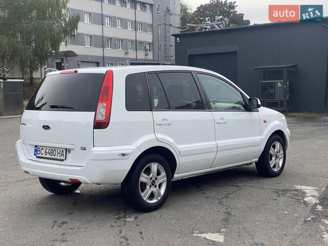 Белый Форд Фьюжн, объемом двигателя 1.39 л и пробегом 164 тыс. км за 5499 $, фото 3 на Automoto.ua