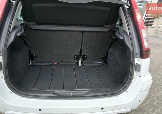 Білий Форд Фьюжен, об'ємом двигуна 0 л та пробігом 130 тис. км за 6900 $, фото 20 на Automoto.ua