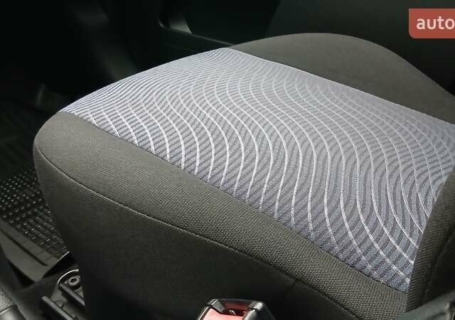 Білий Форд Фьюжен, об'ємом двигуна 0 л та пробігом 130 тис. км за 6900 $, фото 17 на Automoto.ua